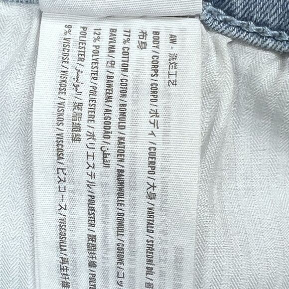 Hollister Shorts Womens SZ 9 Short-Short High Rise 3” Inseam Distressed Raw Hem - Picture 12 of 13